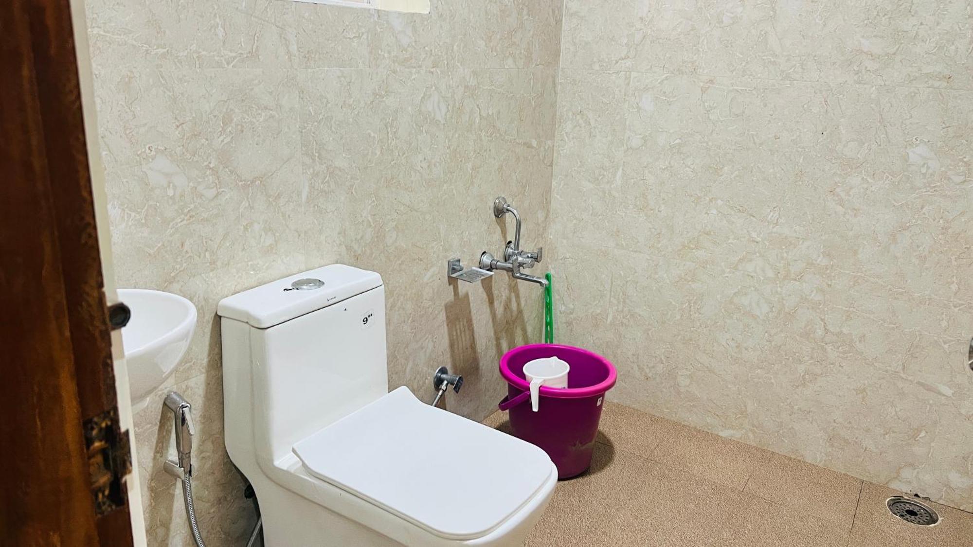 Hidden Doors Apartment ウーティ エクステリア 写真